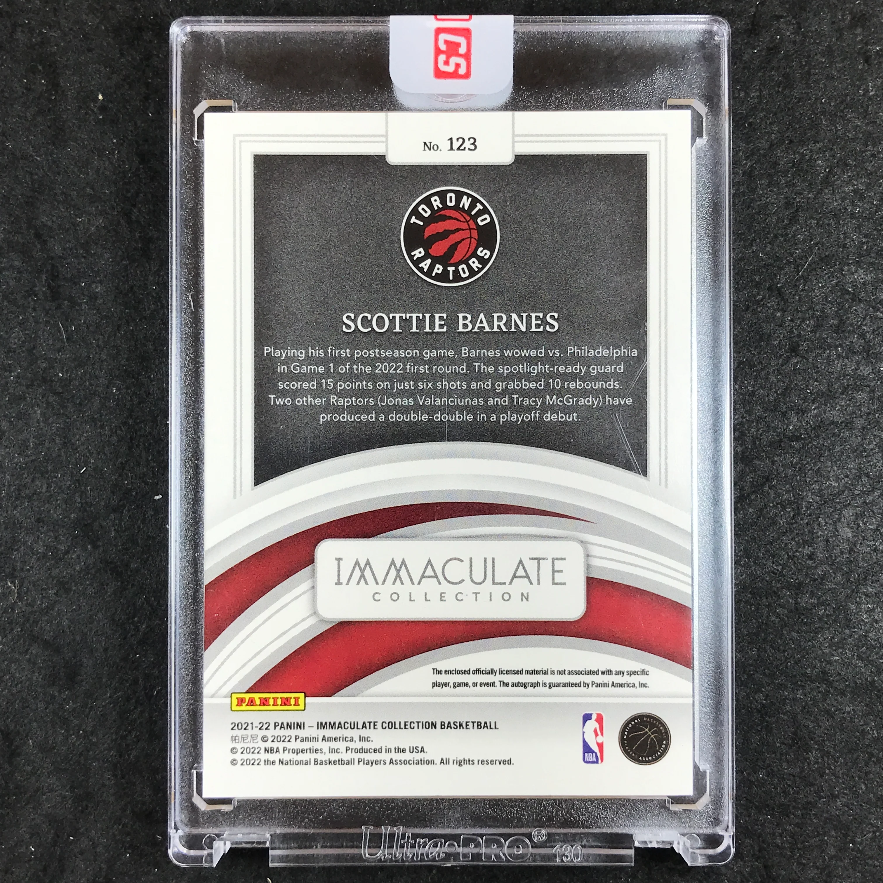 2021-22 Immaculate SCOTTIE BARNES Rookie Patch Auto Gold 7/10 - Image 2
