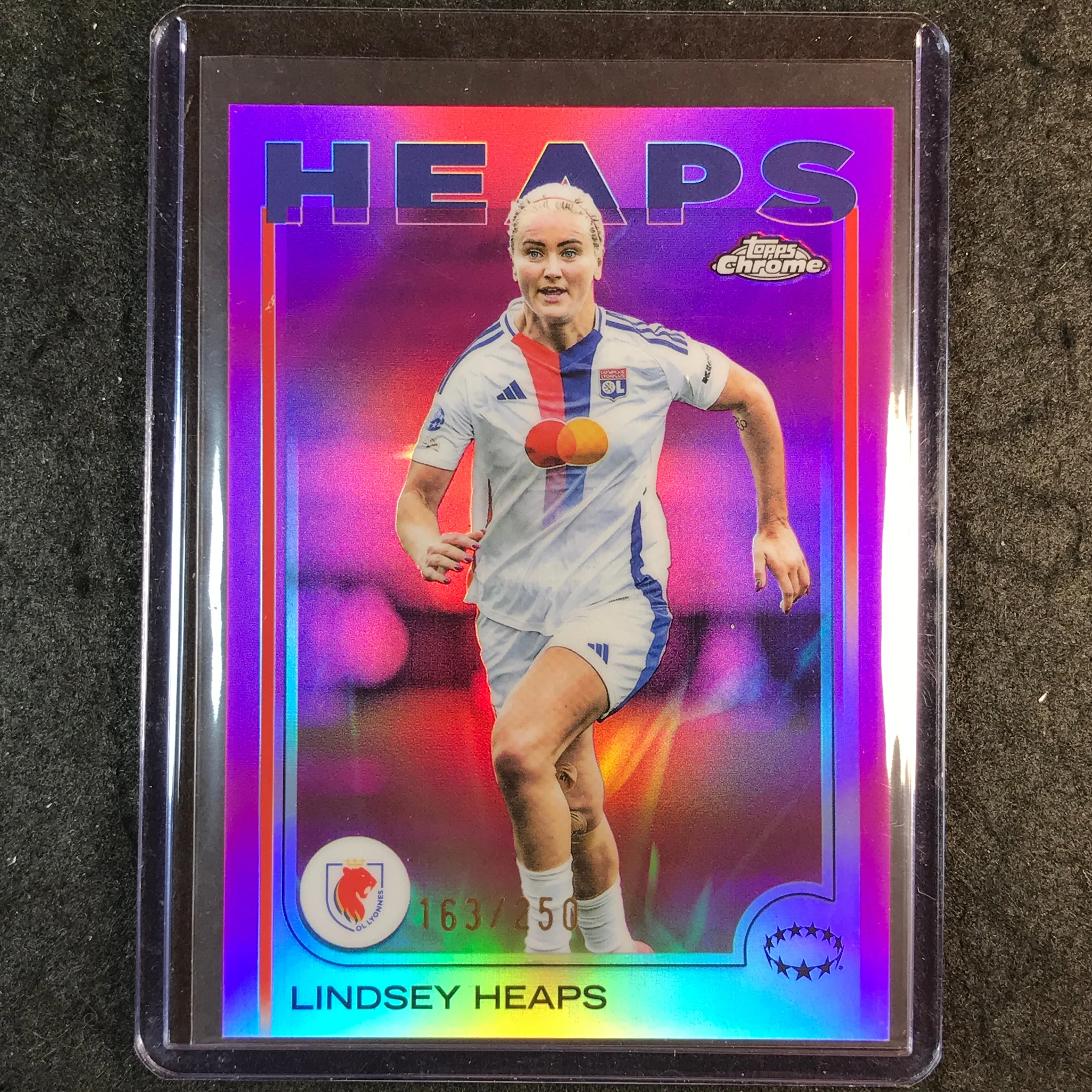 2024-25 Topps Chrome UEFA Women's LINDSEY HEAPS Pink /250 #26
