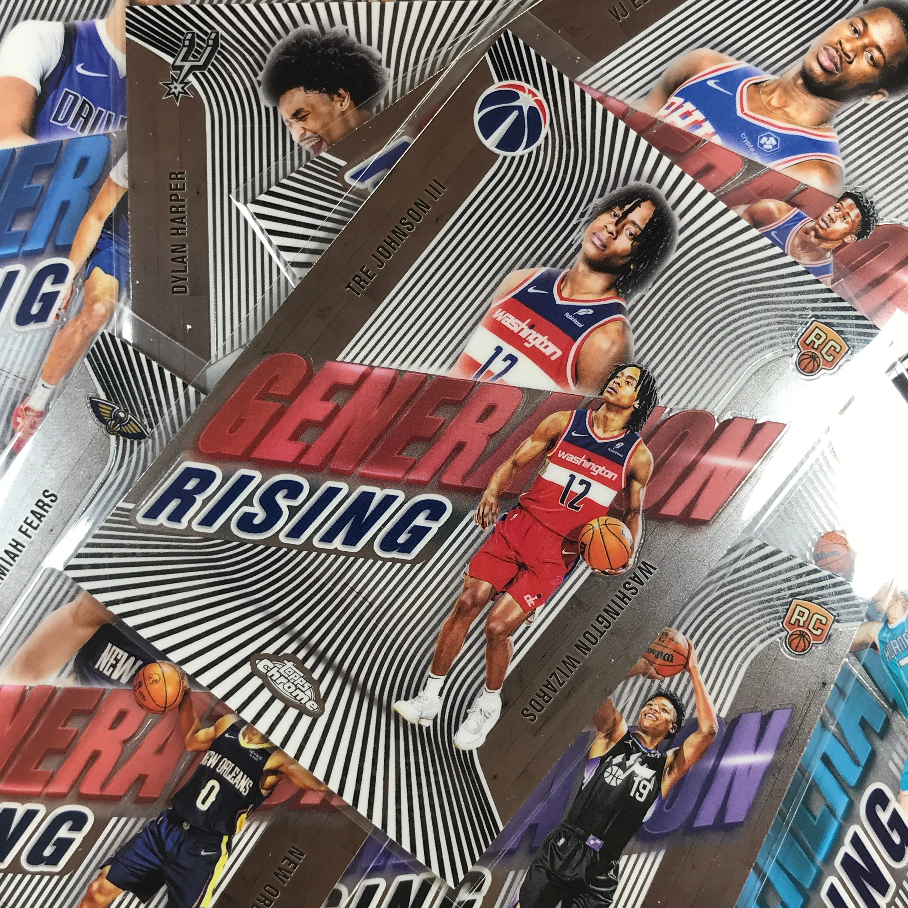 2025-26 Topps Chrome YANG HANSEN Generation Rising Rookie Base #10