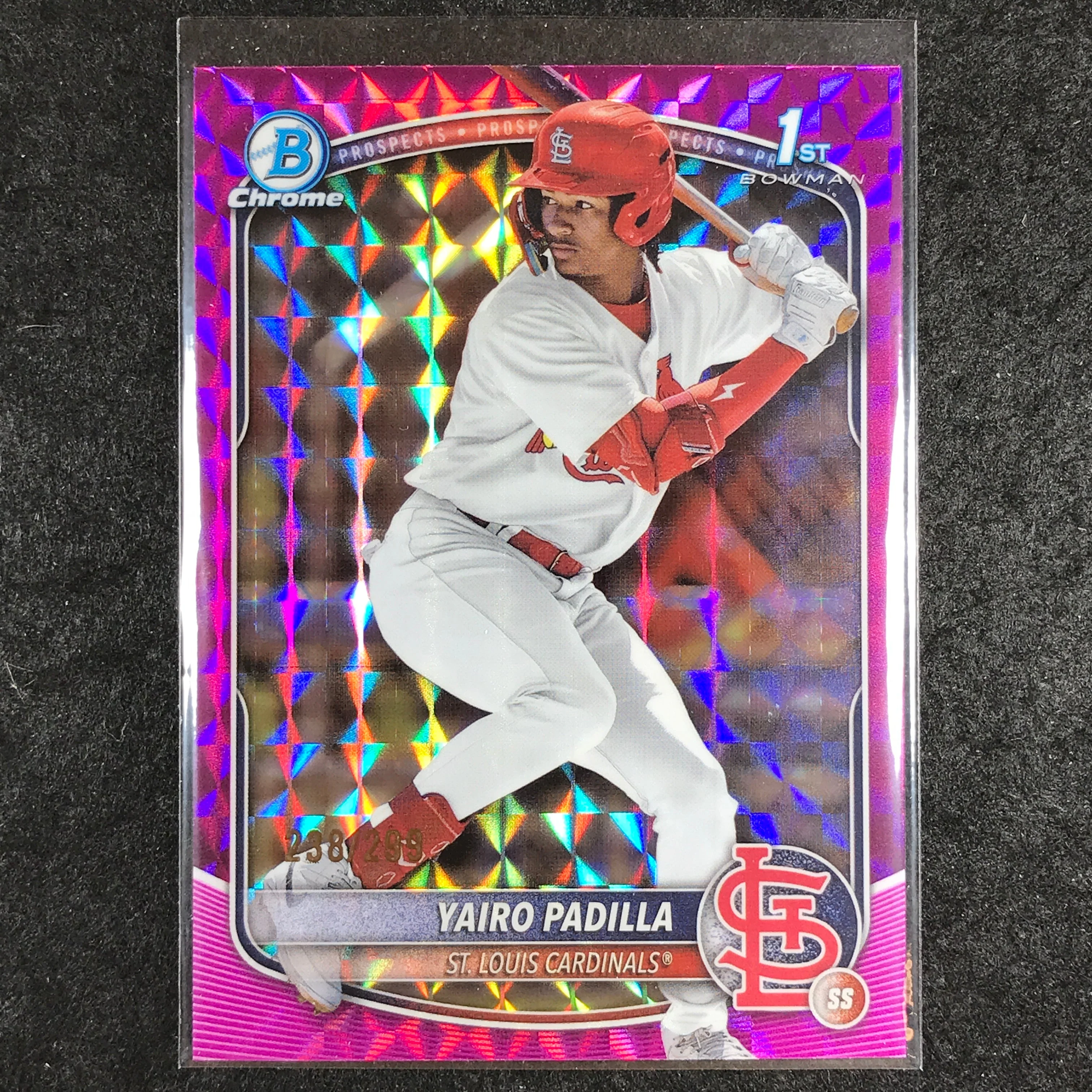 2025 Bowman Chrome YAIRO PADILLA Prospect 1st Bowman Fuchsia Geometric 238/299