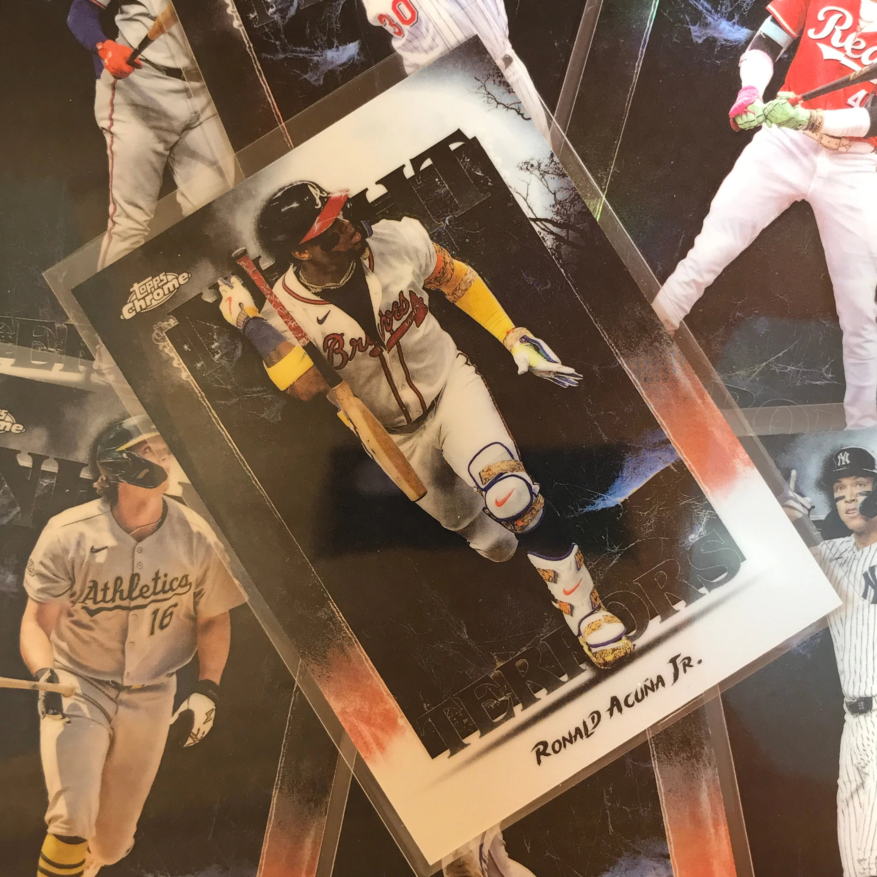 2025 Topps Chrome Update MLB JUAN SOTO Night Terrors Base #8