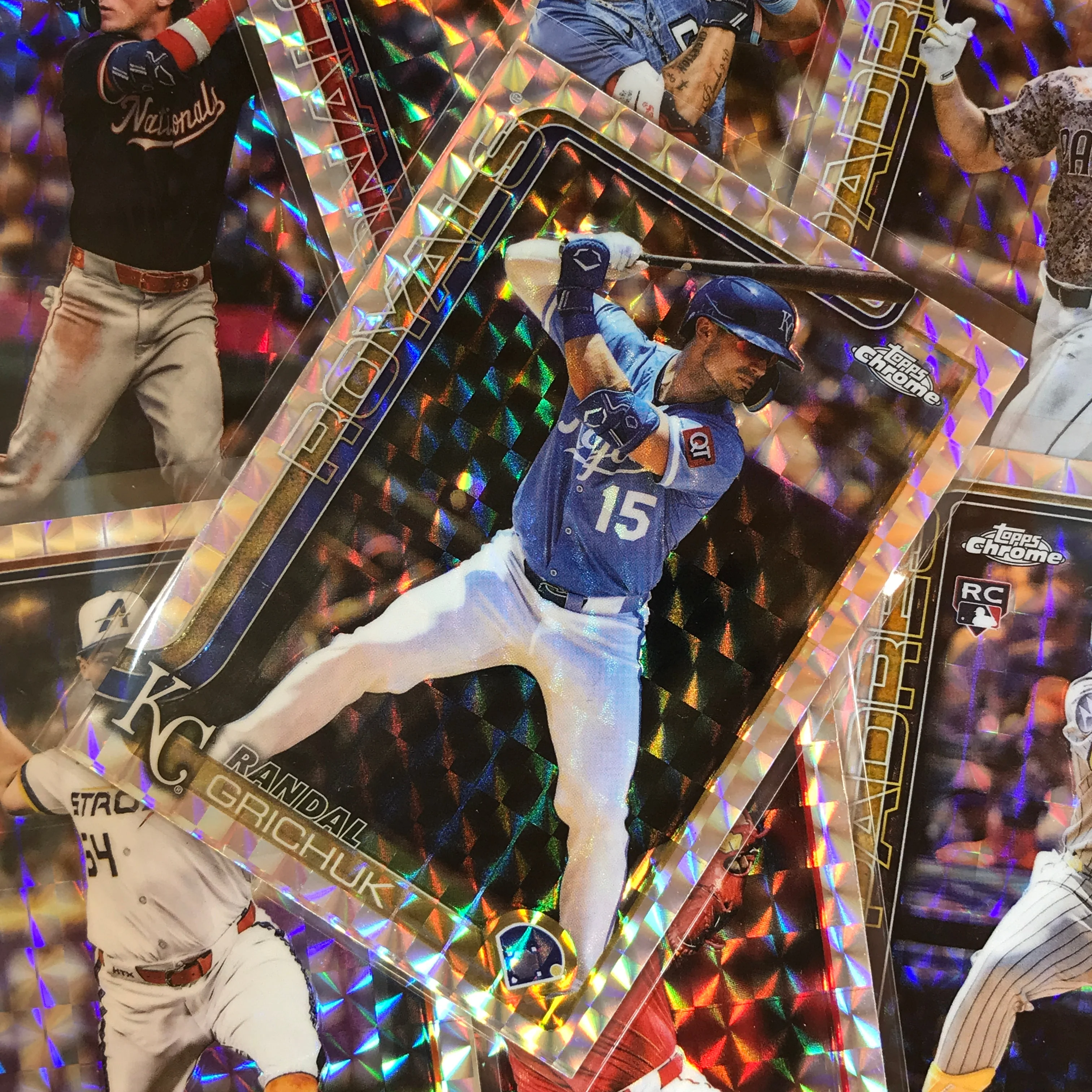 2025 Topps Chrome Update MLB WILLI CASTRO Base Geometric #USC67