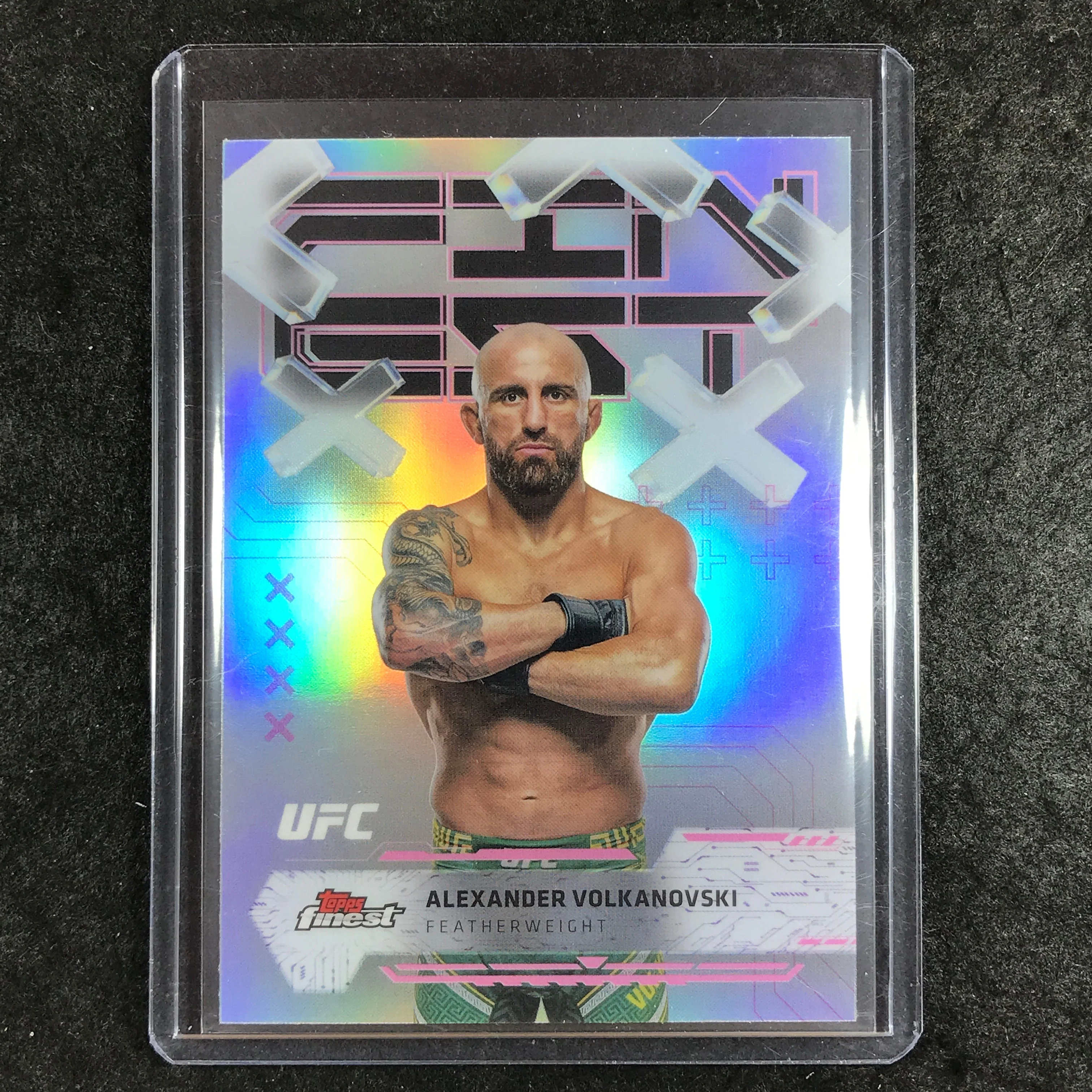 2025 Topps Finest UFC ALEXANDER VOLKANOVSKI Common Refractor #90